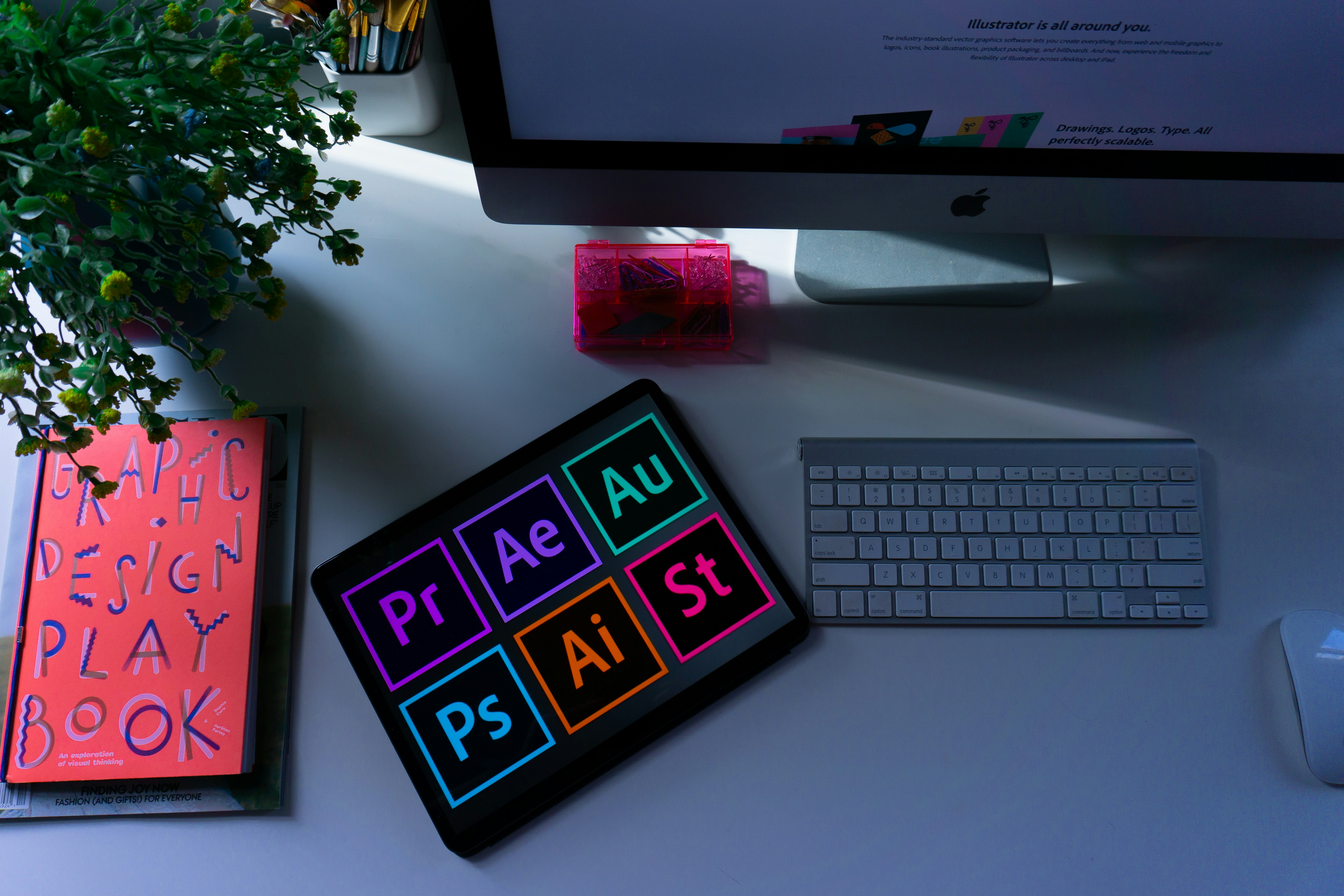 Creative Graphic Designer